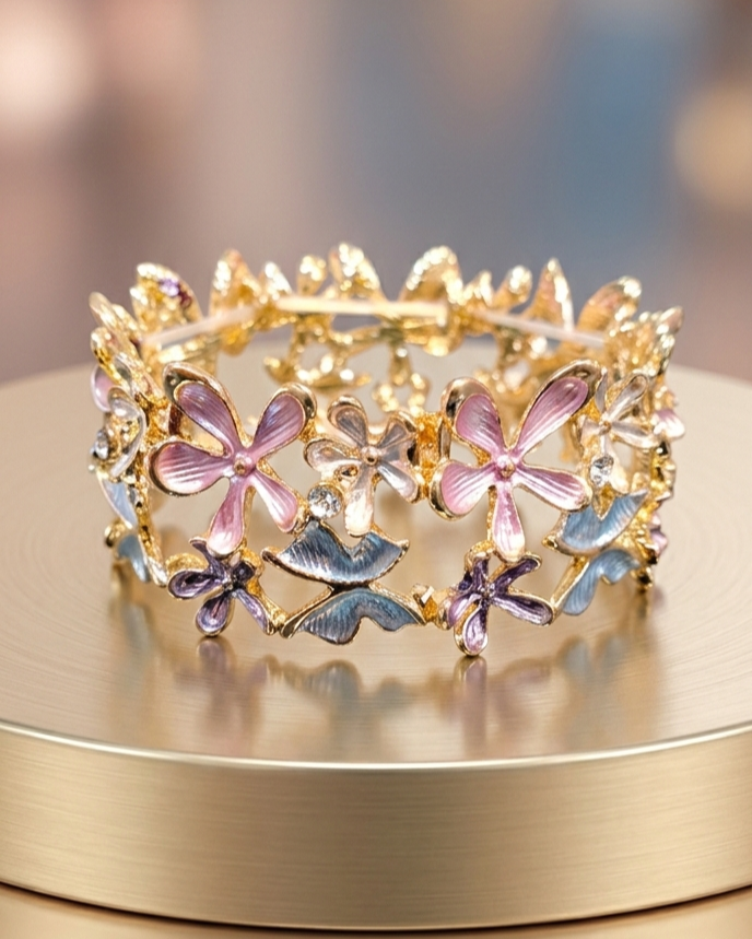 এলিগ্যান্ট গোল্ড-প্লেটেড ফ্লোরাল এনামেল ব্রেসলেট - মাল্টিকালার বাটারফ্লাই এবং ফ্লাওয়ার ডিজাইন